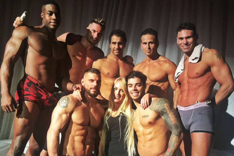 bustle's anna klassen attends the hollywood-men male revue show