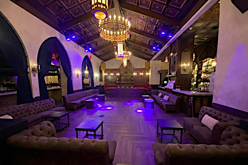 Sinners y Santos on Saturday